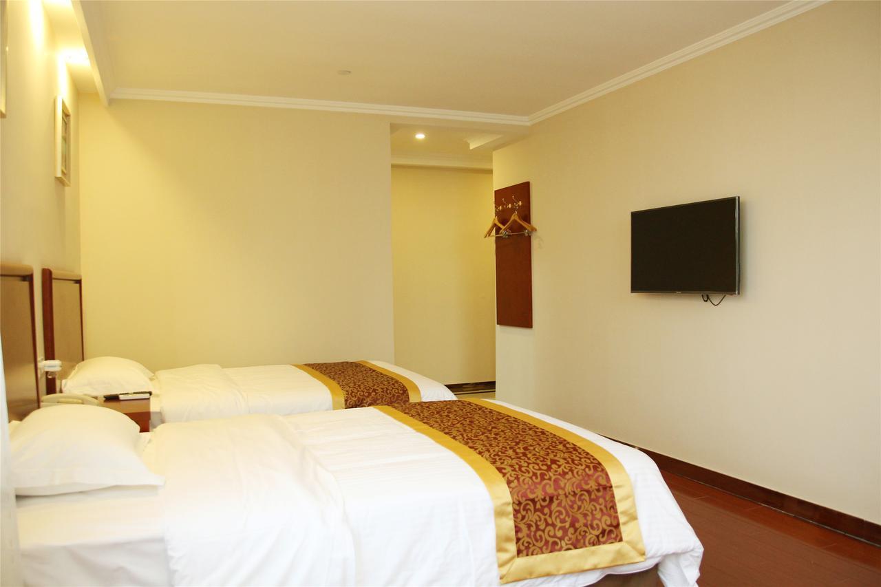 Greentree Alliance Shanghai Chongming Bayi Road Walking Street Hotel Eksteriør billede