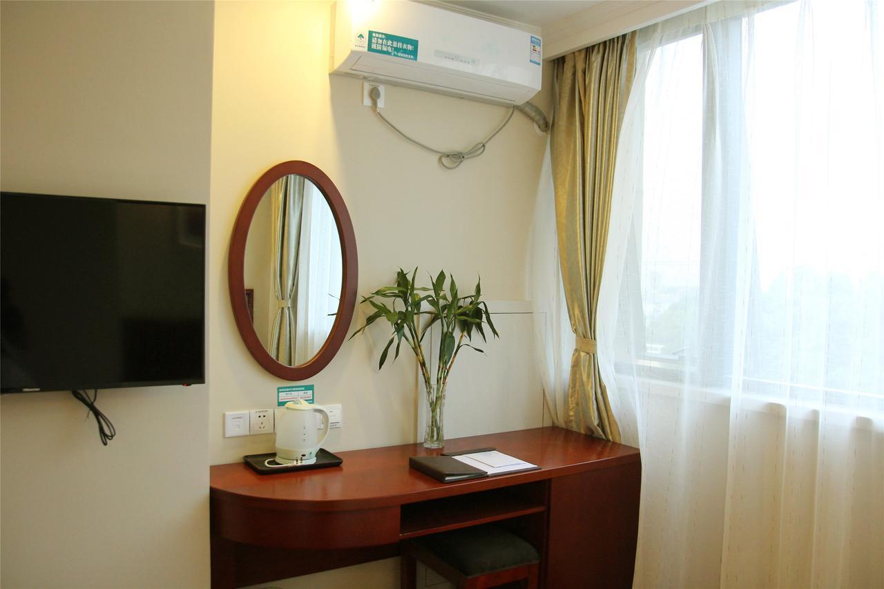 Greentree Alliance Shanghai Chongming Bayi Road Walking Street Hotel Eksteriør billede
